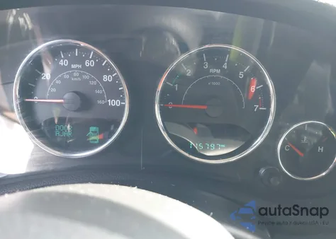 2015 Jeep Wrangler Unlimited Altitude z USA, uszkodzony, nr VIN 1C4HJWEG4FL688486